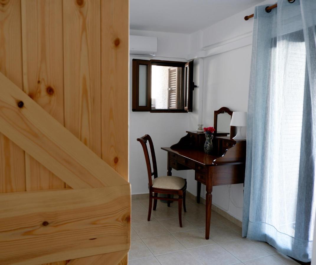 Mani Home Неон-Оитилон Экстерьер фото